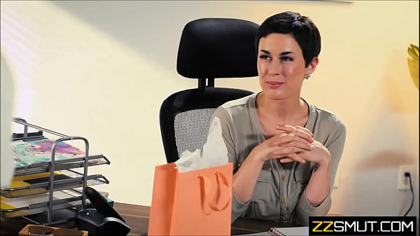 Personal Assistant Fuck Boss's Husband