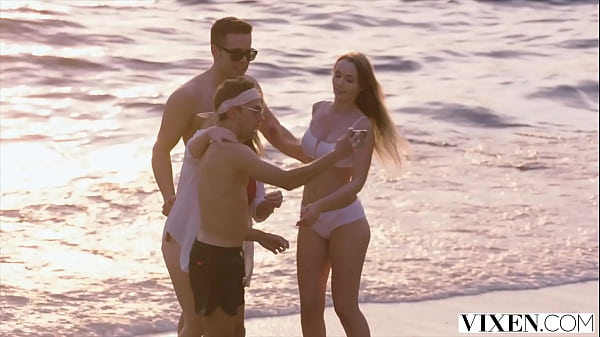 VIXEN Stunning Sia has lustful encounter while stranded