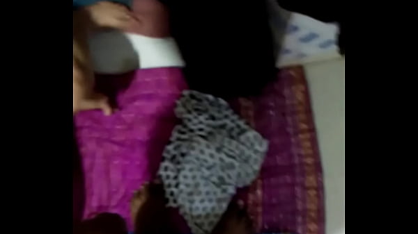 Sexy Train Grope and Nipple Suking · XNXX.com.se Free Porn Online! 3GP MP4 Mobile Sex XXX Porno Videos!