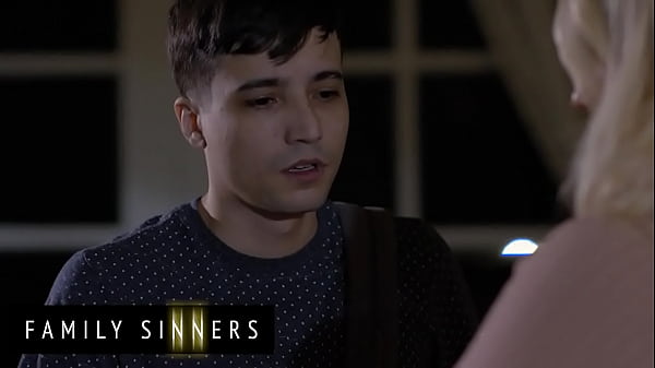 Ricky Spanish Is On His Way To Shcool But Rachael Cavalli Gets Seductive In Front Of Him - Family Sinners