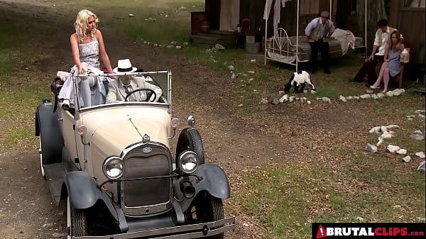 Hot Amber Rayne, Hannah West And Kaci Star In Outdoor Gangbang