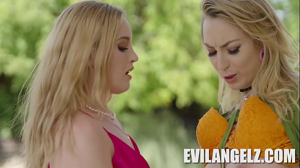 Lias Big Stepfamily 2 Vince Karter, Charlie Forde, Lia Lin, Elisa Calvi