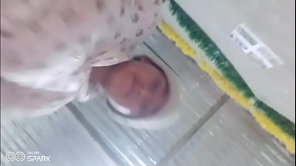 Cholita dotada oferecida