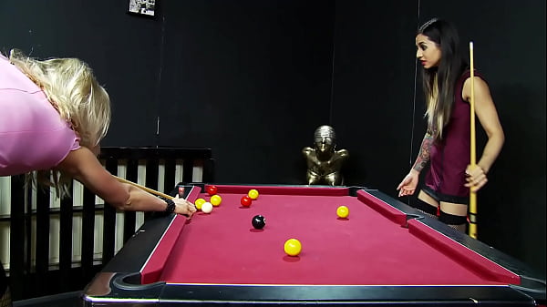 Tony Can't Decide Between A Brunette And Blonde Thumbnail