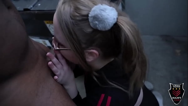 Hung Hunk Rome Major Fucks Buxom Blonde Babe Andi Ray In Back Alley!