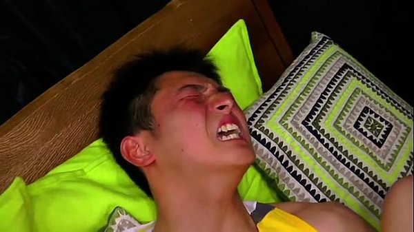 Жақын жерде жігіті ұйықтап жатқанда орыс әйелі алдап кетеді.