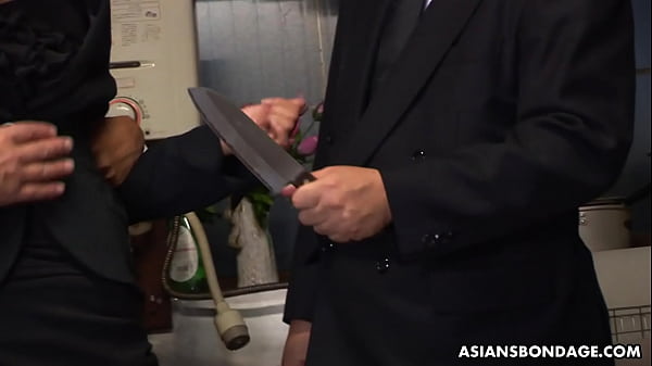 Japanese housewife, Aoi Wajo is into BDSM, uncensored