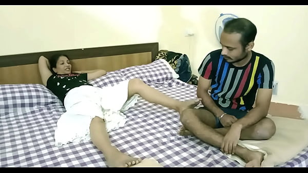 Horny Indian Bhabhi Desperate For Hot Sex - Need Big Dick Inside Her Thumbnail