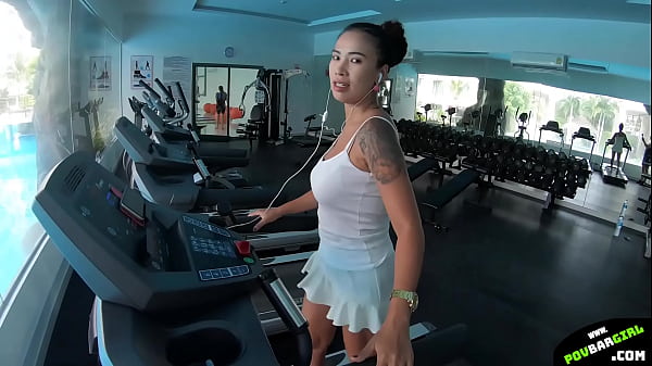 Stunning Asian with big boobs fuck with gymmate