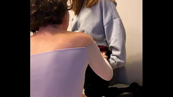 How to relax in the new year - Darcy Dark & Azumi Liu & Kira Stone