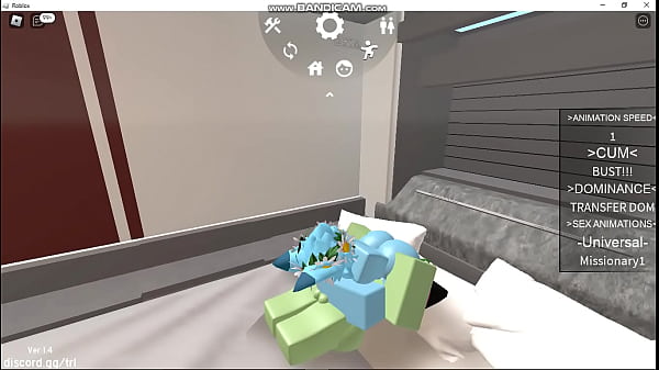 Roblox furros les gustan chuparse entre ellos.