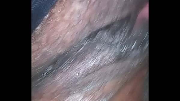 Lambendo a pérola
