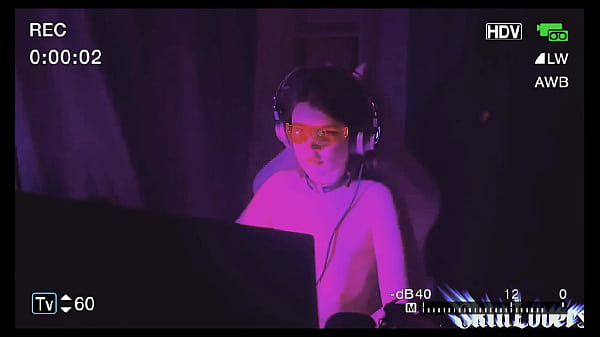 Cute Gamer Girl Was Fucked and Filled with Cum