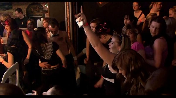Group-sex wild patty at night club