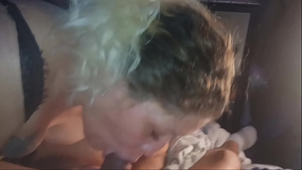 wife loves to suck BBC