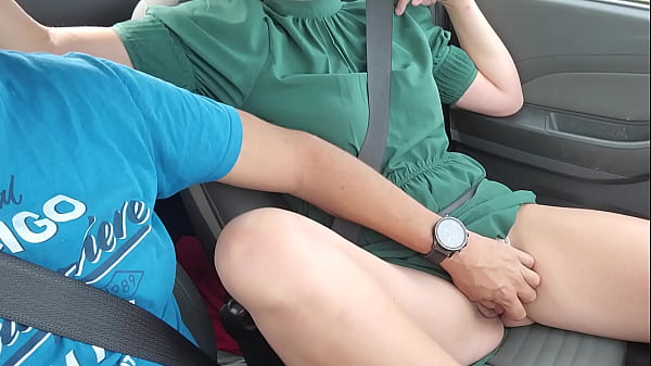 Lol some random Thing blew into the car while i was fingering her pussy while driving