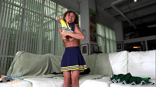 What will cute Clara Trinity do to get back on the cheer squad after making coach angry?!