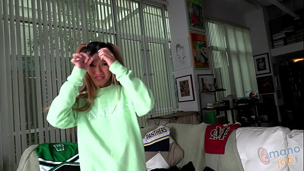 What will cute Clara Trinity do to get back on the cheer squad after making coach angry?!