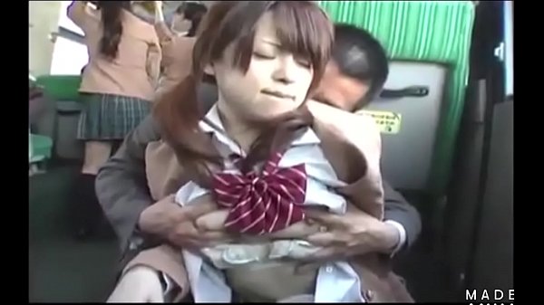 Who is she?, quien es ella?