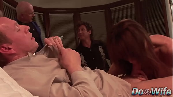 Cuckold Escorts His Married MILF Jenla Moore to a Porn Session