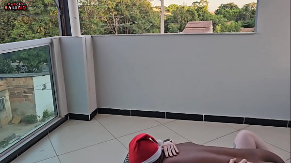 CASAL SAI DI FESTA DE NATAL SO TRANSAR NA VARANDA CHRISTMAS