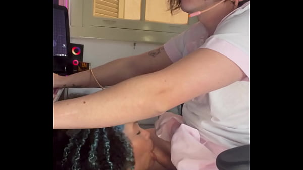Blowjob while playing games