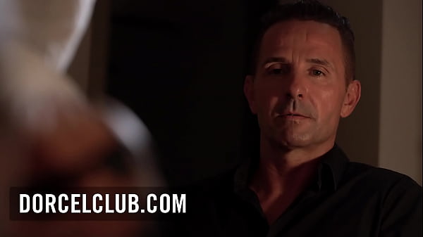 Tiffany Leiddi has sex with another man in front of her husband