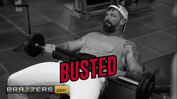 Gymfluencer  Elana is doing her thing when she notices Joey ogling her throughout her workout - BRAZZERS