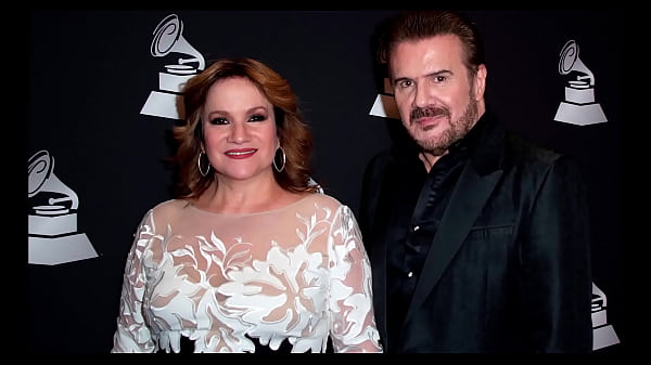 ▶ Madre e hijo en la via pública Argentina XNXX2 Video