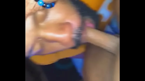 Mikeyyy Sucking Papi 1 (He Straight)
