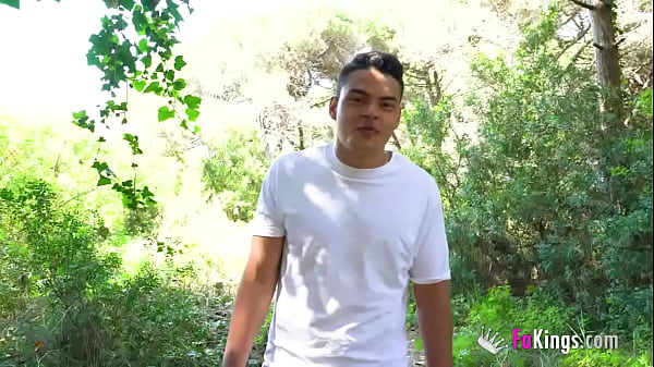 SUPER-HOT Latina wants a dude to fuck in the forest at her BLIND DATE!