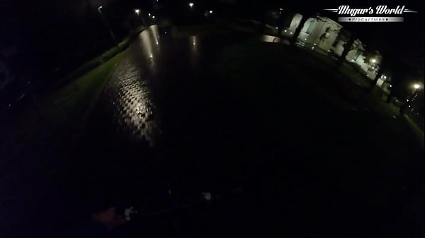 Vörös hajú kövér masszőrnő kemény baszást kap