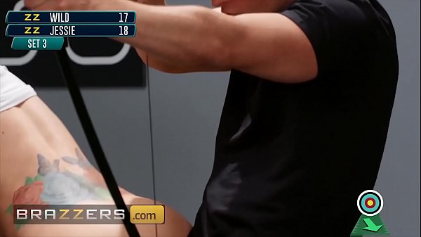 Big Tits (Sarah Jessie) Getting Her Pussy Ripped By (Zac Wild) - Brazzers