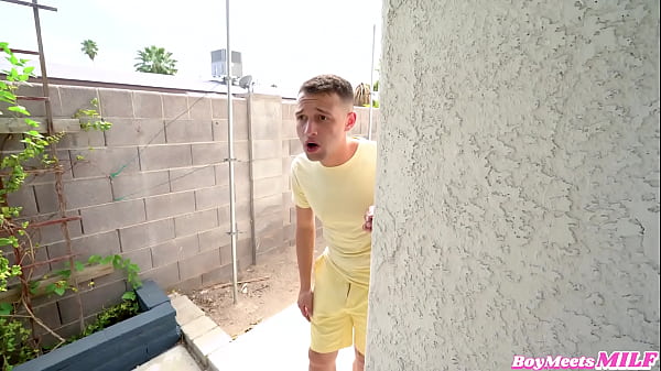 Beautiful Busty MILF Caught Me By The Pool And I Got Her Wet - Kailani Kai Johnny Love