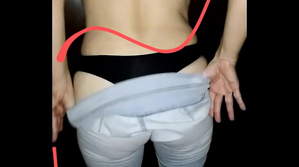 Beautiful nalgona shows her treasure Thumbnail