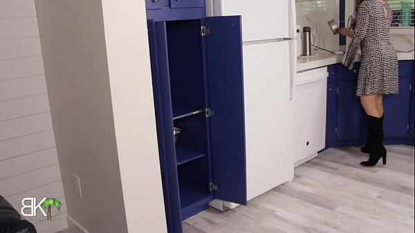 I got my BIG ASS STUCK in the cabinet and my hubby FUCKS me and CREAMPIES ME!