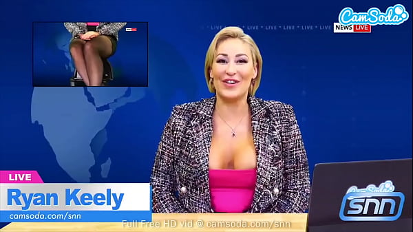 Camsoda - Big Tits MILF Ryan Keely Enjoys Sybian While Reading The News