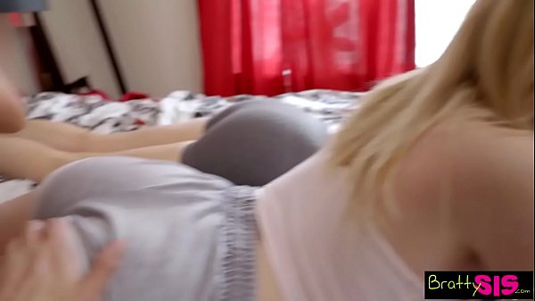 Sleeping Mom Creampie · XNXX.com.se Free Porn Online! 3GP MP4 Mobile Sex XXX Porno Videos!