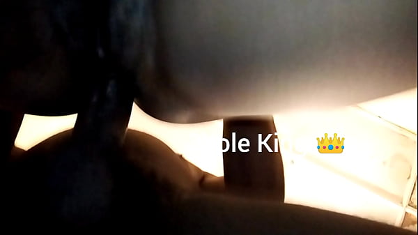 Estilo cachorrinho batendo aquela boceta molhada