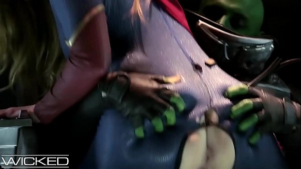 WickedParodies - Supergirl Seduces Braniac Into Anal Sex