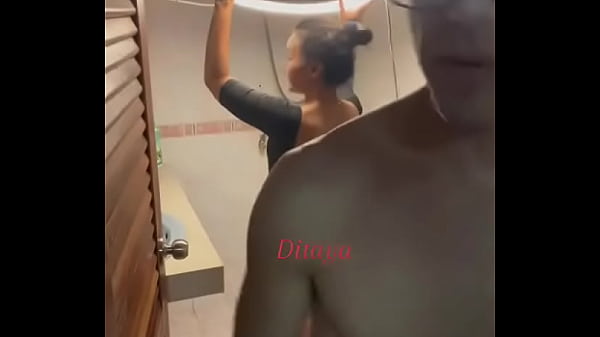 How’s my #porn #asian #asiangirl #pussy #pussyfucking #pussypics #mature #milf #bigbutt #bigass #asianmodel #a... Thumbnail