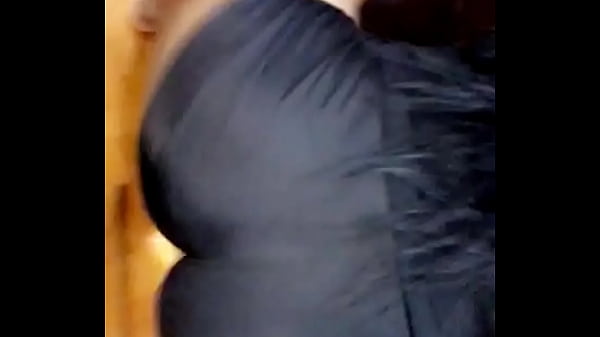 Big ass ebony twerk Thumbnail