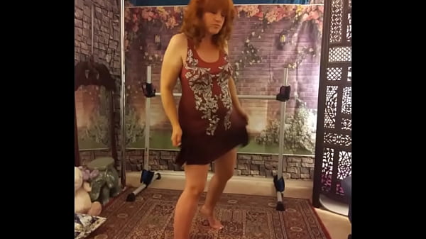 Hotwife Steffi shows her cunt Thumbnail