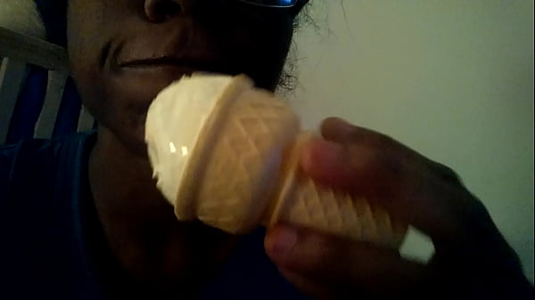 Sexy Ice Cream Lick Thumbnail