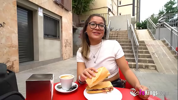 A DAY IN PORN: Beth Choy wants to feel like a pornstar for a day!