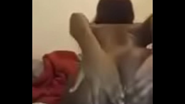 Showing off her body Thumbnail