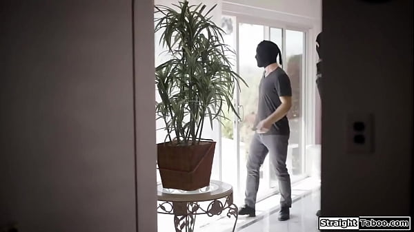 Burglars stumble upon the maid n dp her