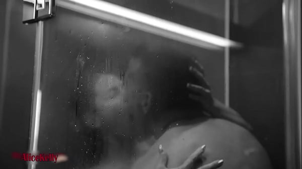 INCREDIBLY BEAUTIFUL AND REAL SEX IN THE SHOWER: WONDERFUL COUPLE
