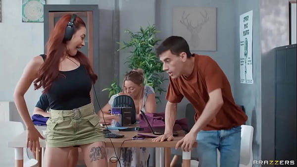 Csendes könyvtári kaland nagy cici roma lánnyal