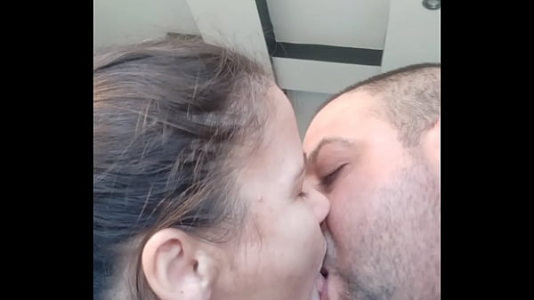 Porra beijando 3